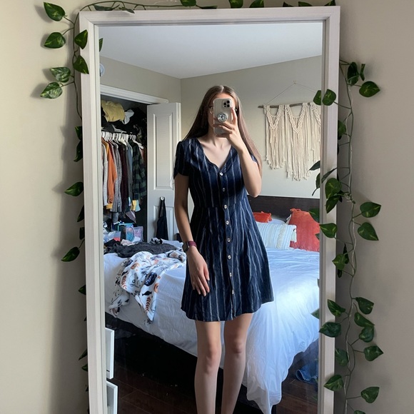 Navy blue button dress - Picture 1 of 3